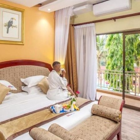 Hotel Africana Kampala Bagian luar foto