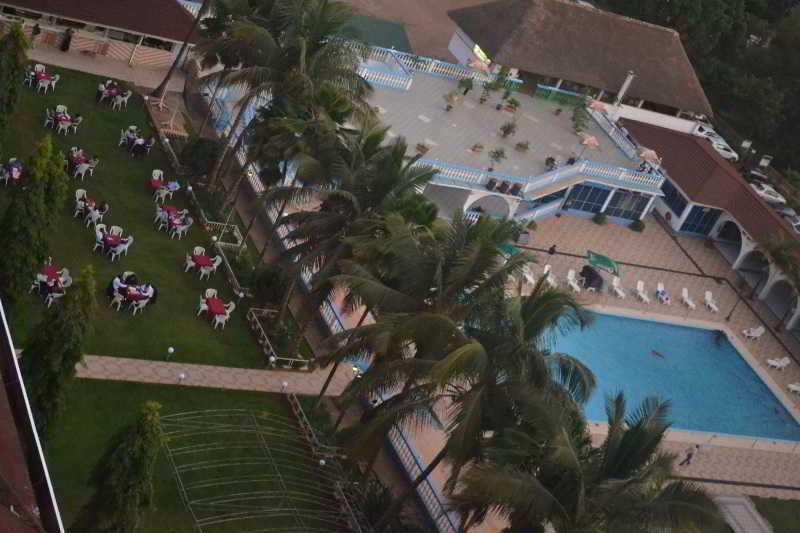 Hotel Africana Kampala Bagian luar foto